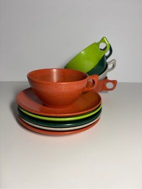 Vintage Branchell Color Flyte Melmac Coffee Tea Cup & Saucer Lot Of 5 Multicolor